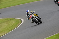 Vintage-motorcycle-club;eventdigitalimages;mallory-park;mallory-park-trackday-photographs;no-limits-trackdays;peter-wileman-photography;trackday-digital-images;trackday-photos;vmcc-festival-1000-bikes-photographs